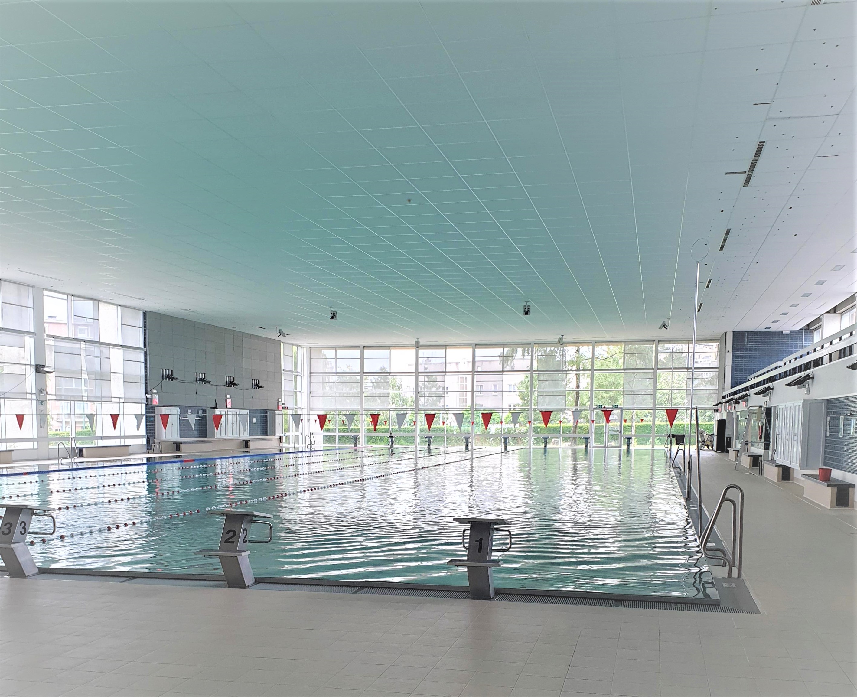 molenbeek piscineLouisNamechezwembad